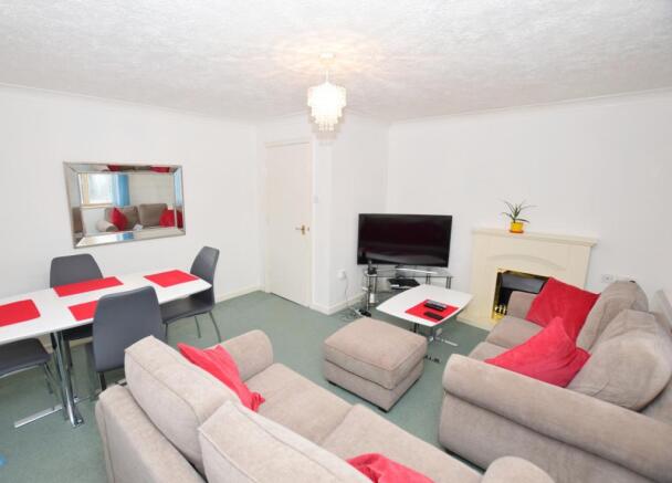 Living Room Flat in 
