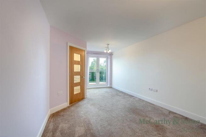 8706481-interior13.jpg