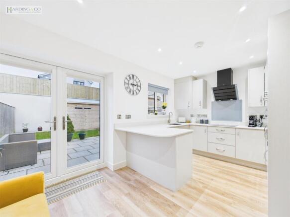 Kitchen Diner (3).jpg