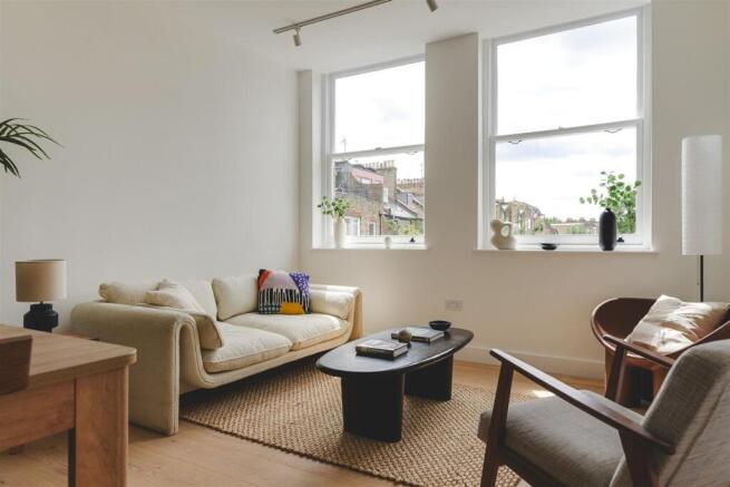 Clissold Crescent-14.jpg