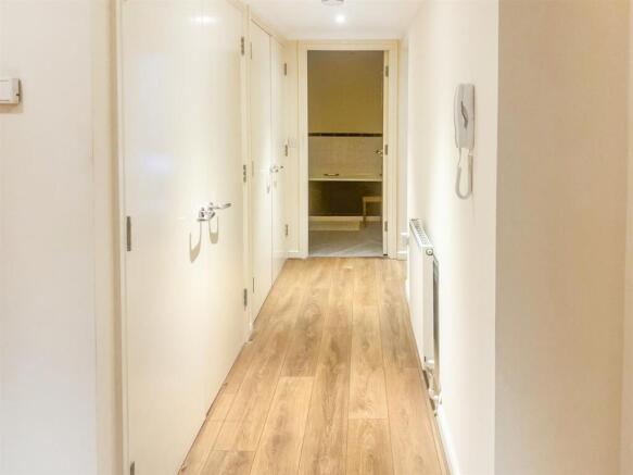 Entrance hall.jpg