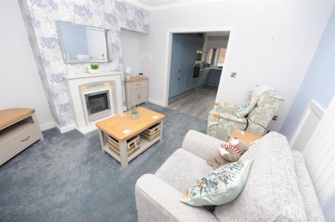 3 bed Semi-Detached for sale Image 5