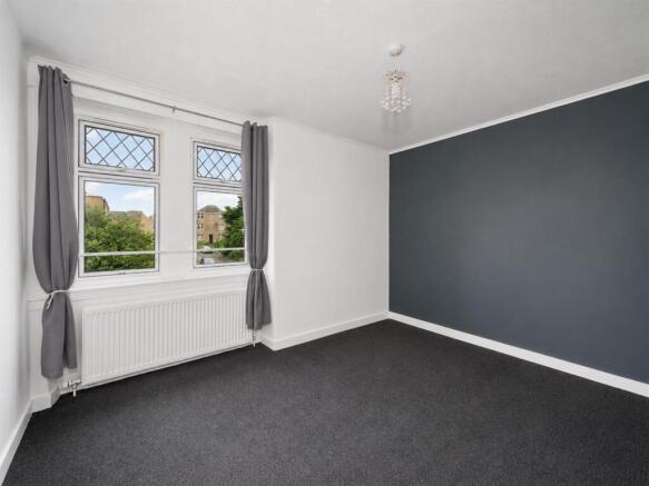5E Arklay Terrace Dundee-8.jpg