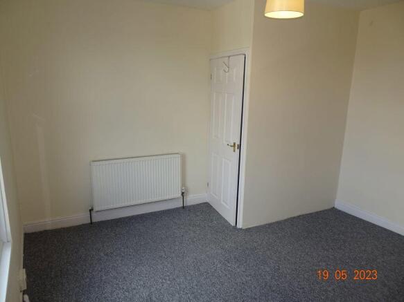 3 bed Terraced to rent Image 9