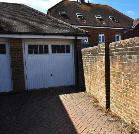 Garage.JPG