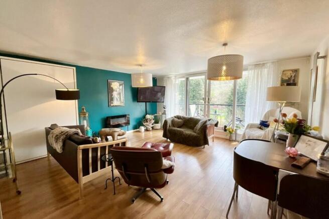 SITTING ROOM DINING AREA AND KITCHEN