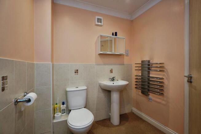 2 bed Apartment for sale Image 8