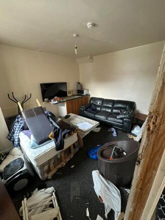 WhatsApp Image 2025-10-22 At 11.07.29 17dd2974 T202510221112.jpg