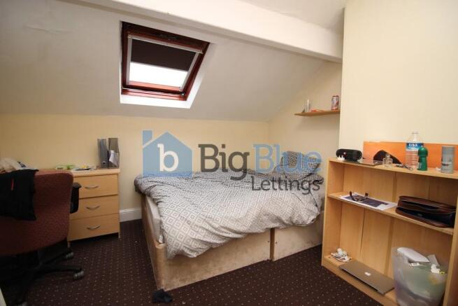 6 bed Flat to rent Image 8