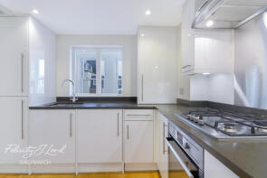 Flat 13, Travers House, Trafalgar Grove, London SE10 9TD