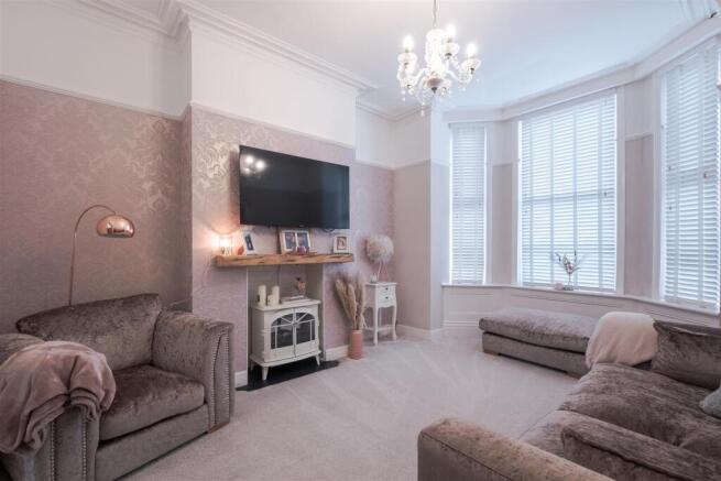 54 Ainslie Street (7 of 22).jpg