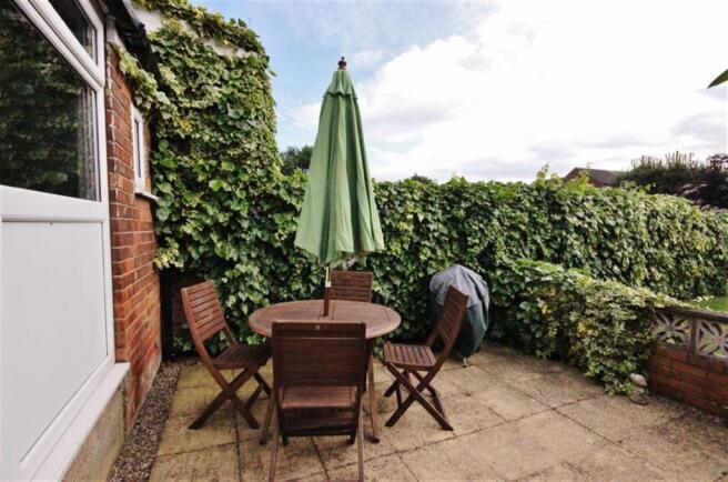 AL FRESCO DINING