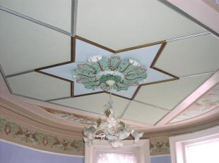 Dining room ceiling