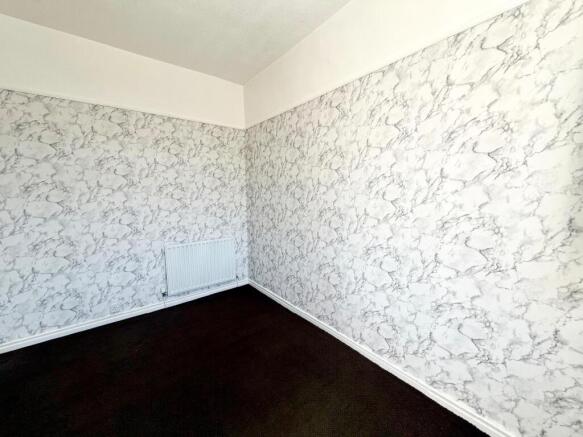2 bed Terraced for sale Image 6