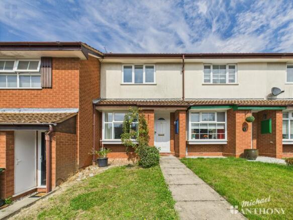 CAM03852G0-PR0383-STILL015