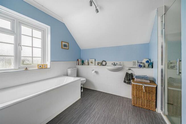 En-suite 2