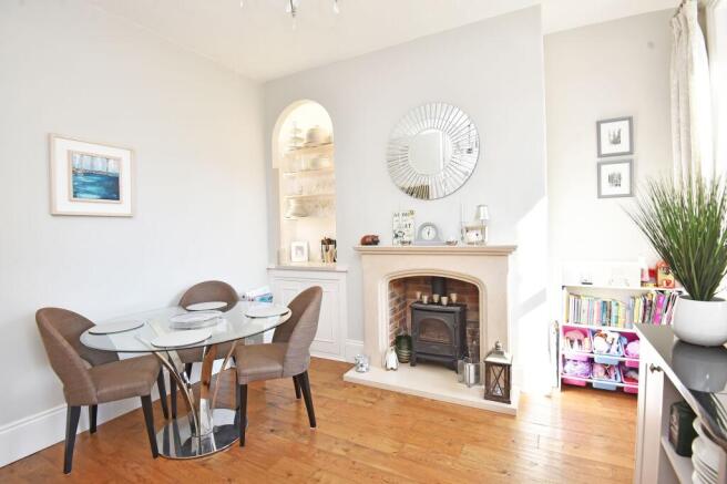 4 bed Terraced for sale Image 4