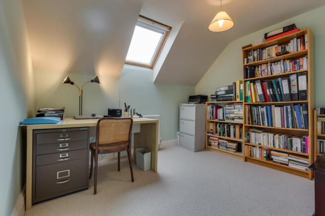Bedroom 6/Study