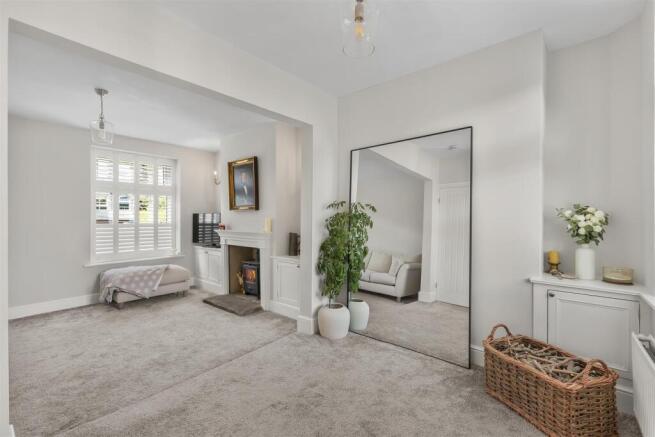 2 bed Terraced for sale Image 6