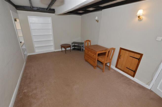 1 bed Apartment to rent Image 5