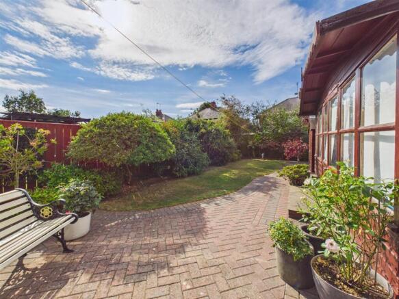 3 bed Semi-Detached for sale Image 11