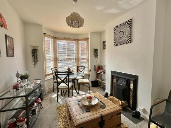 Dining Room.jpg