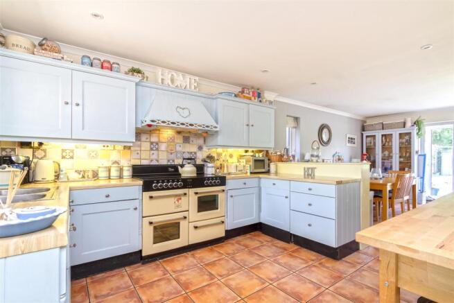 Kitchen.jpg