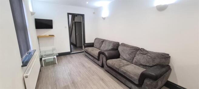 6 bed House Share for sale Image 6