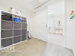 42, Charlock Road, Weston-super-mare BS22 8NQ