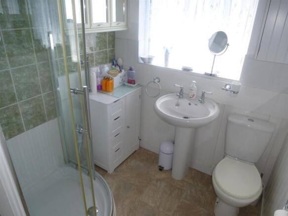 Shower Room.JPG
