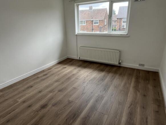 3 bed House to rent Image 10