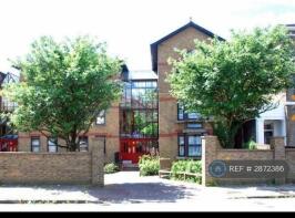 Flat B, 5, Eliot Park, Blackheath, London SE13 7PJ