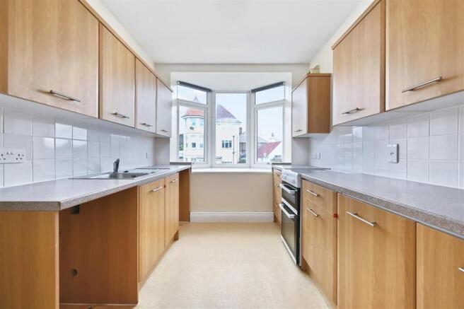 BEDFORD LODGE - TN40 1PR - PHOTOS (1).jpg