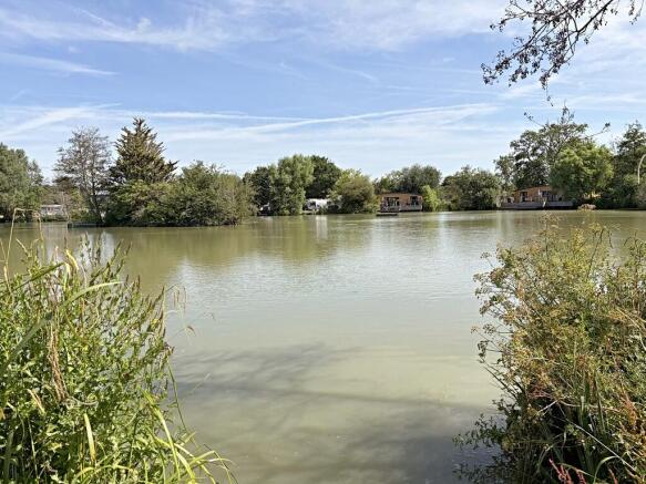 Plot 18 Sumners Ponds, Barns Green photo 4