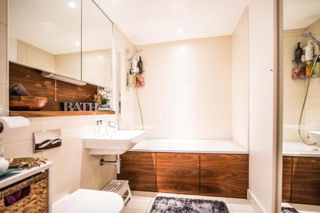 Bathroom.jpg