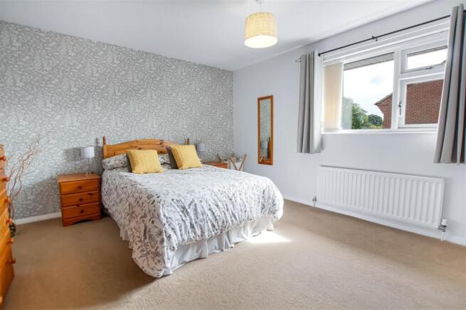 2 bed Terraced for sale Image 9