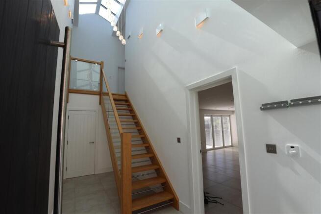 Entrance Hall.JPG