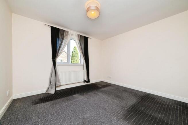 2 bed Apartment for sale Image 8