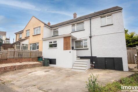 Fallowfield Close, Newton Abbot, TQ12