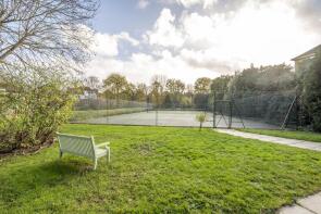 Flat A, Heath Rise, London SW15 3HF