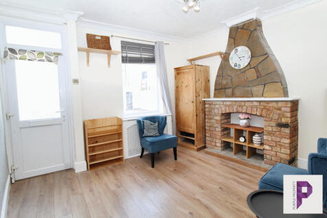 Constitution Road, Chatham, Kent, ME5