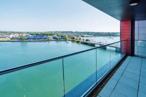 81, Granada House, Meridian Way, Southampton SO14 0FT