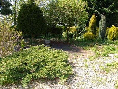 GARDENS/GROUNDS 6