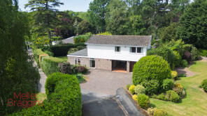 10, Arley End, High Legh WA16 6NA