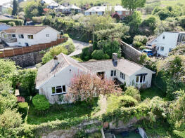 Kensham, Moat Hill, Totnes TQ9 5ER