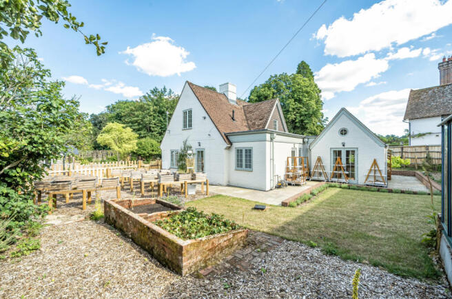 1323699-1-686fe04...