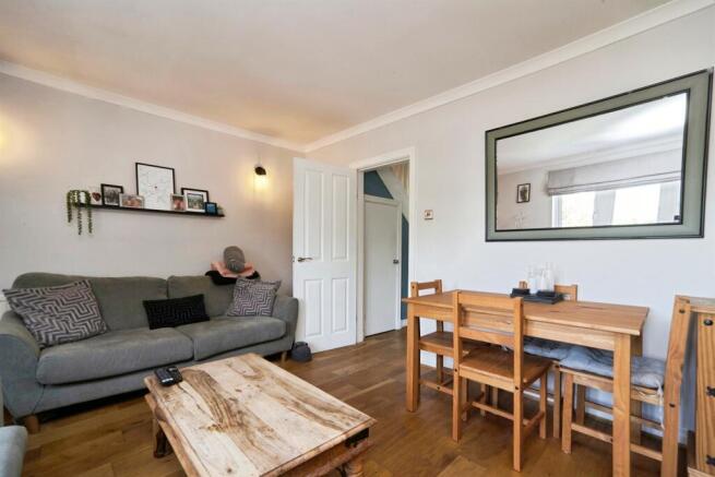 2 bed Town House for sale Image 6