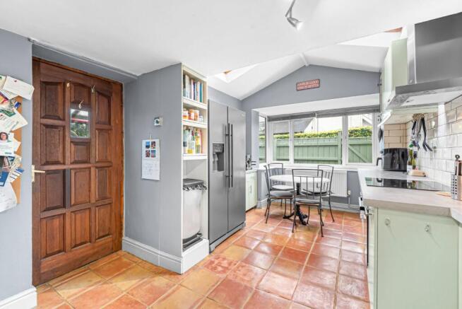 3 bed Terraced for sale Image 8