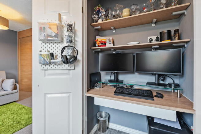 Photo 12