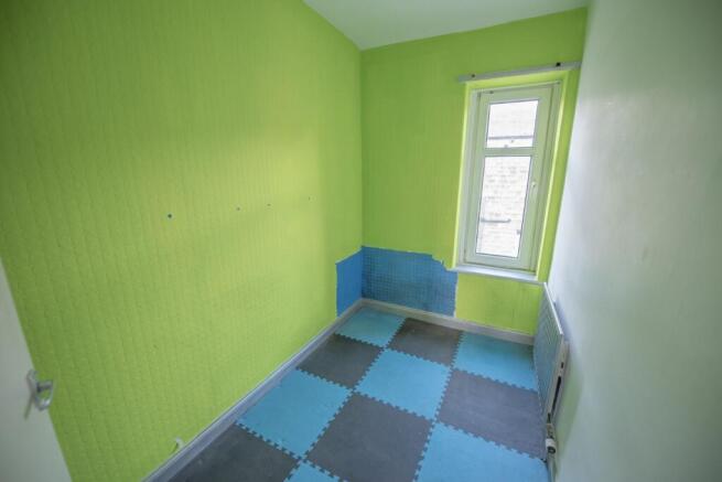 3 bed Terraced for sale Image 9